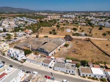 Terreno para Venda em Quelfes