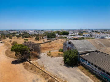 Terreno para Venda em Quelfes