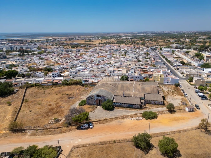 Terreno para Venda em Quelfes Foto 3