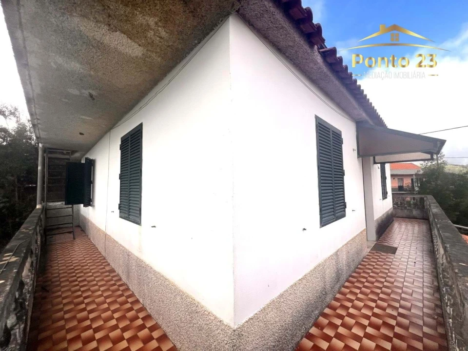 Apartamento para Venda em Camacha Foto 2