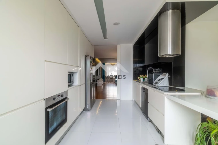 Apartamento T5 para Venda em Gondomar (São Cosme), Valbom e Jovim Foto 33