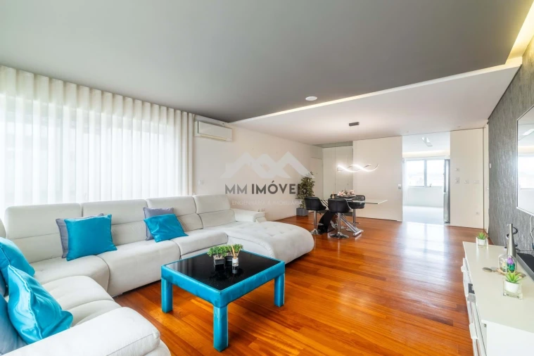 Apartamento T5 para Venda em Gondomar (São Cosme), Valbom e Jovim Foto 18