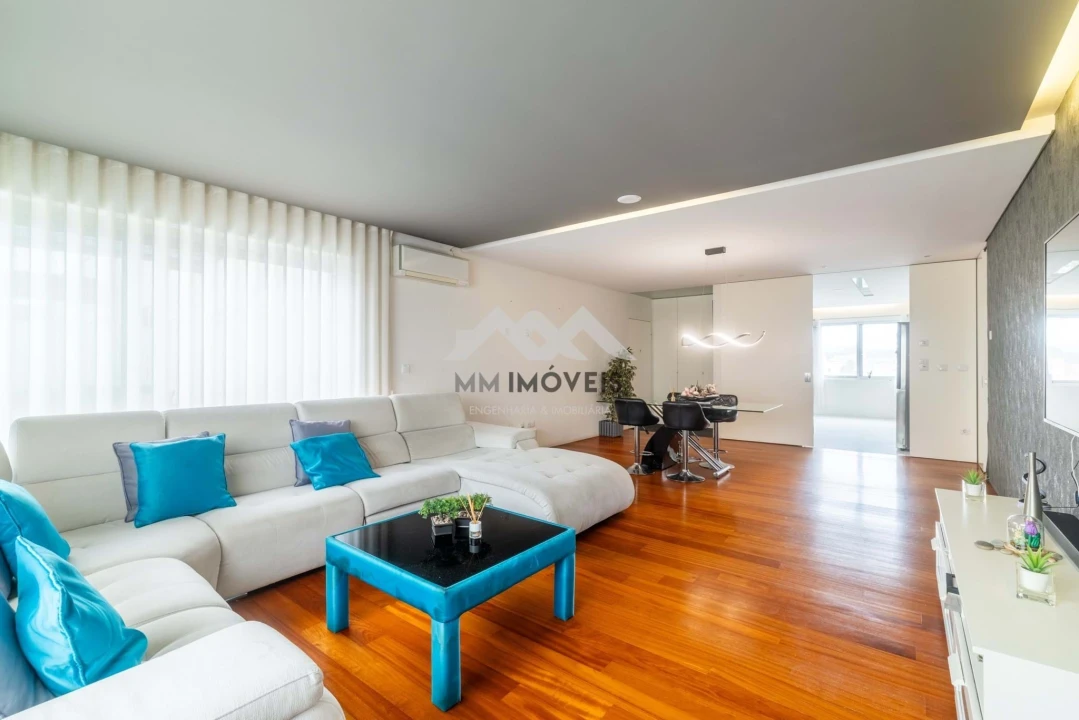 Apartamento T5 para Venda em Gondomar (São Cosme), Valbom e Jovim Foto 18