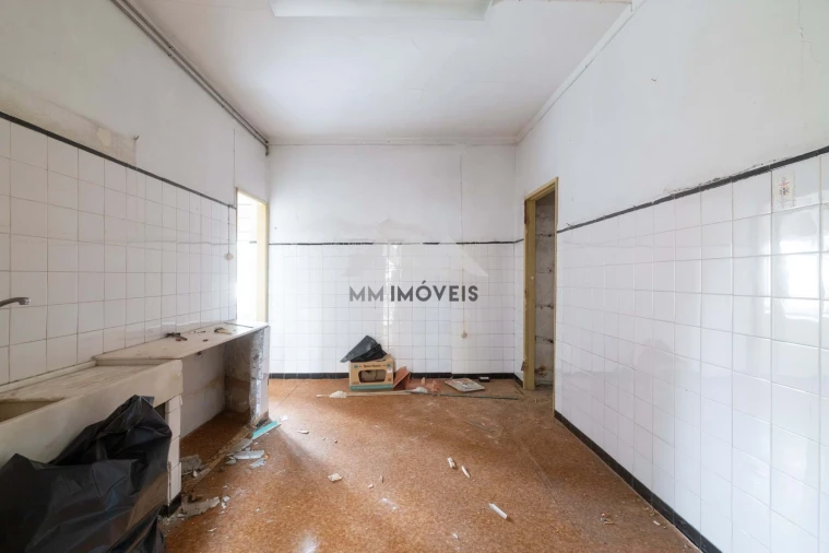 Moradia T6 para Venda em Aguas Santas Foto 27