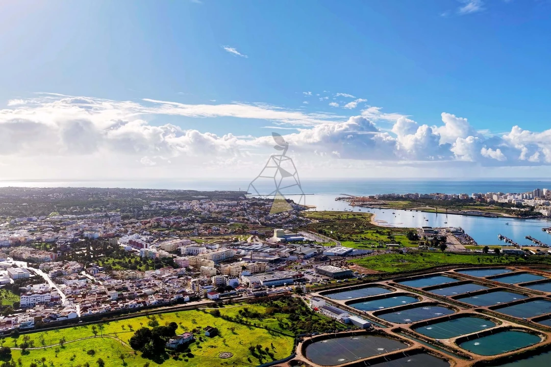 Moradia T6 para Venda em Estômbar e Parchal Foto 68