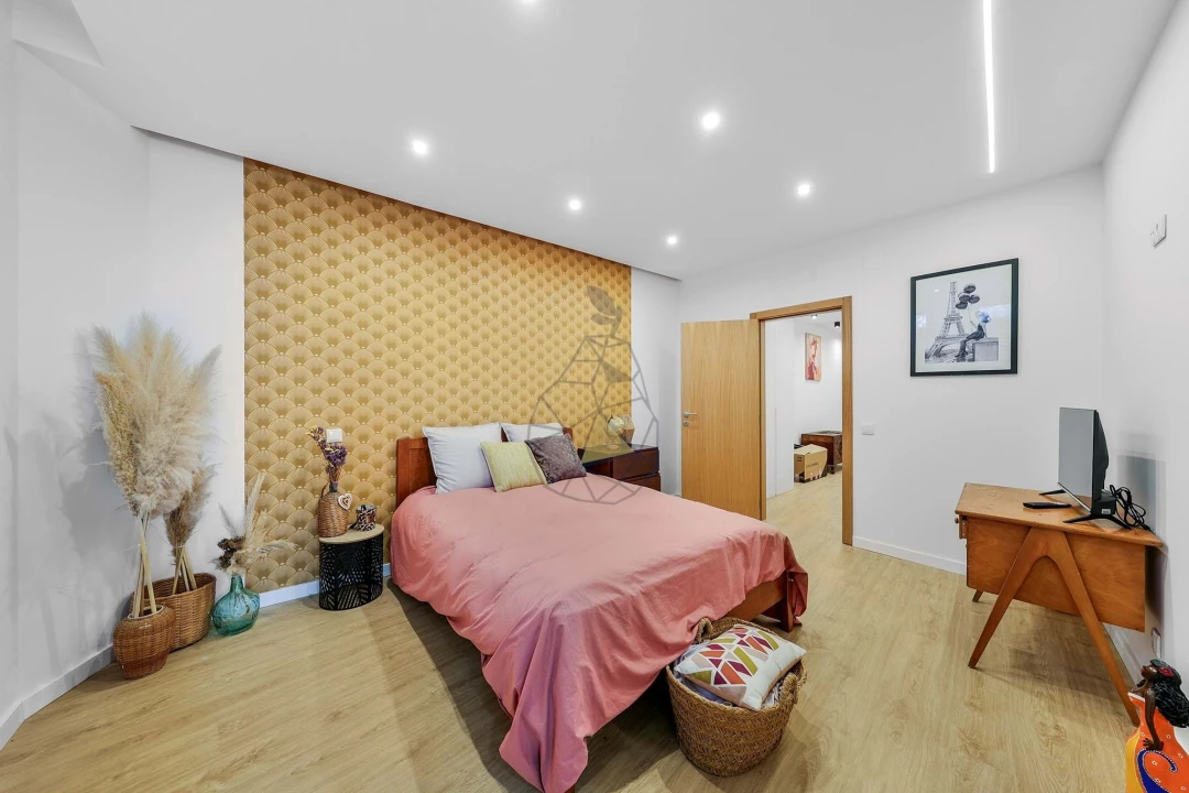 Moradia T6 para Venda em Estômbar e Parchal Foto 49