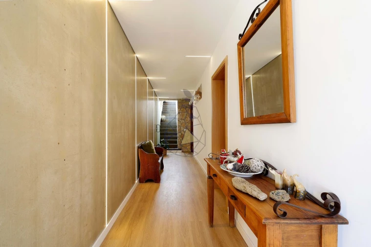 Moradia T6 para Venda em Estômbar e Parchal Foto 4