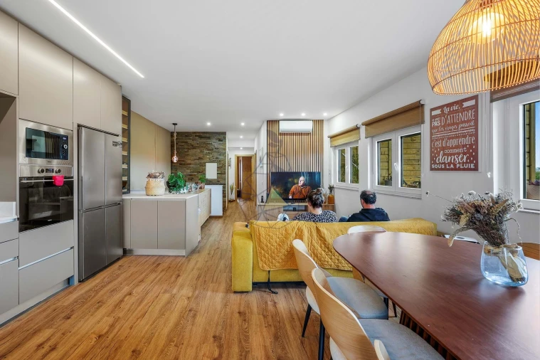 Moradia T6 para Venda em Estômbar e Parchal Foto 26