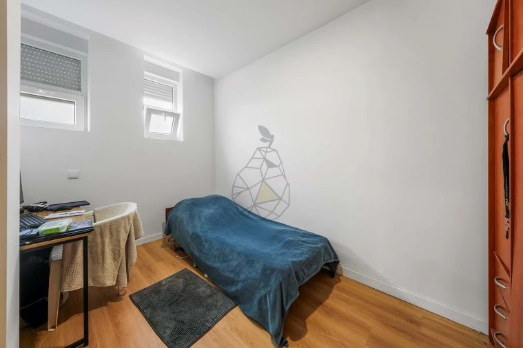 Moradia T6 para Venda em Estômbar e Parchal Foto 13