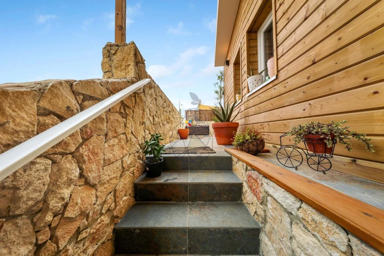 Moradia T6 para Venda em Estômbar e Parchal Foto 6