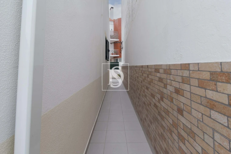 Moradia T2 para Venda em Baixa da Banheira e Vale da Amoreira Foto 18