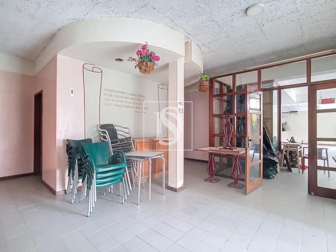 Negócio para Venda em Rio Tinto Foto 9