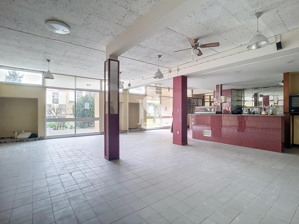 Negócio para Venda em Rio Tinto Foto 1