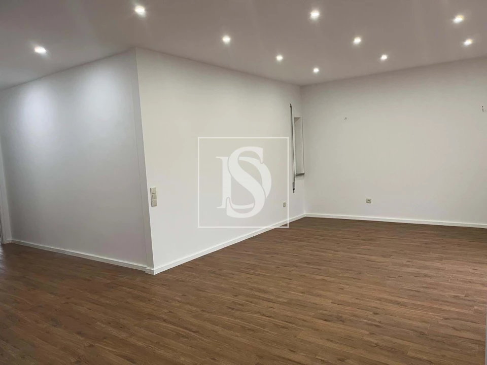 Apartamento T3 para Venda em Aguas Santas Foto 3