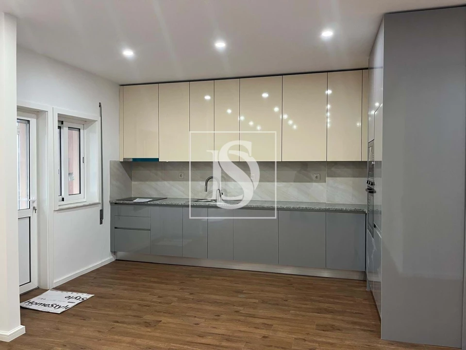 Apartamento T3 para Venda em Aguas Santas Foto 1