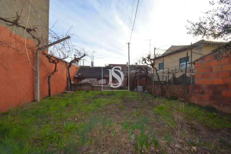 Moradia T2 para Venda em Sé, Santa Maria e Meixedo Foto 13