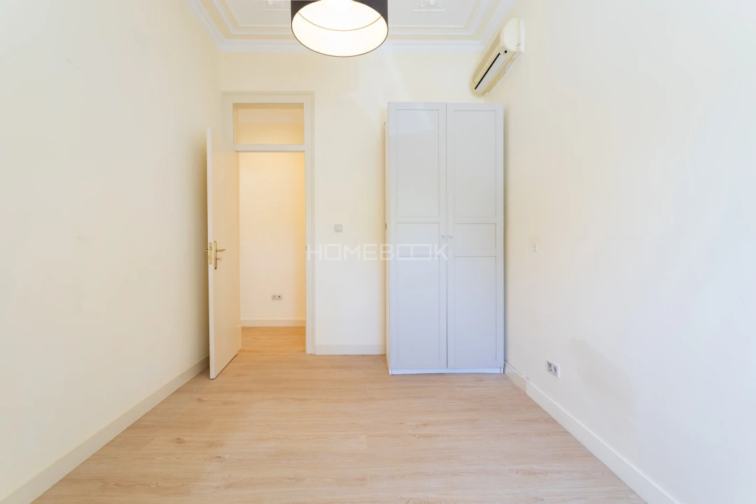 Apartamento T3 para Venda em Avenidas Novas Foto 11
