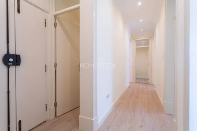 Apartamento T3 para Venda em Avenidas Novas