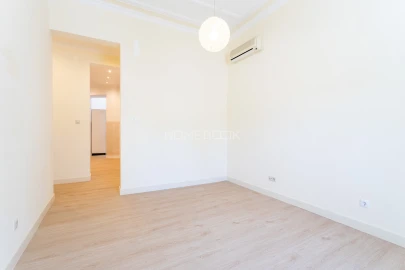 Apartamento T3 para Venda em Avenidas Novas
