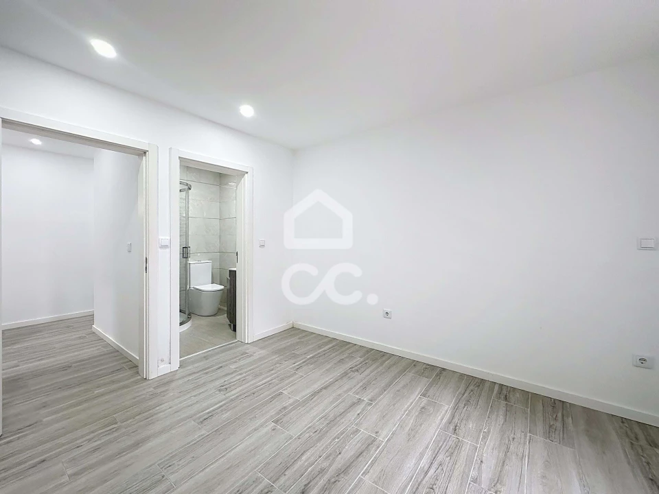 Apartamento T3 para Venda em Santa Maria Maior Foto 12