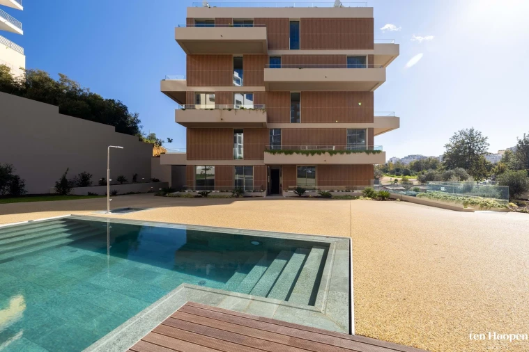 Apartamento T2 para Venda em Portimão Foto 36