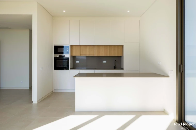 Apartamento T2 para Venda em Portimão Foto 6