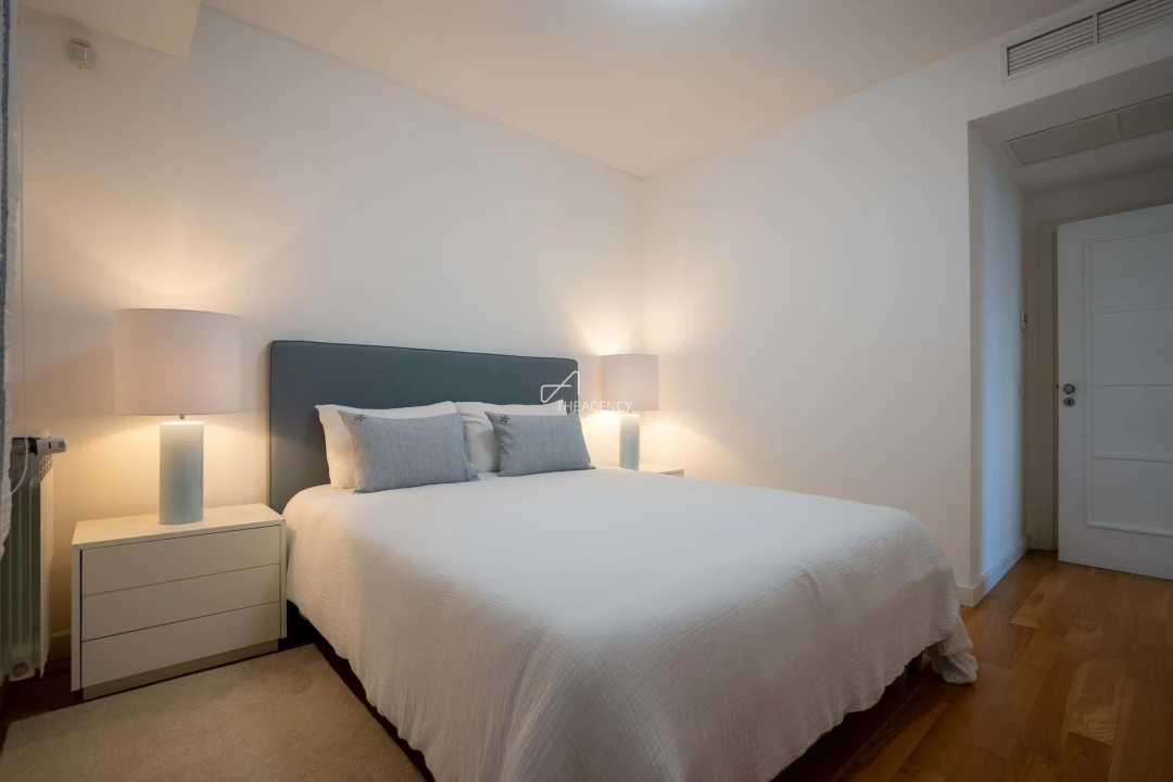 Apartamento T3 para Arrendamento em São Domingos de Benfica Foto 24