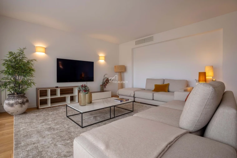 Apartamento T3 para Arrendamento em São Domingos de Benfica Foto 9