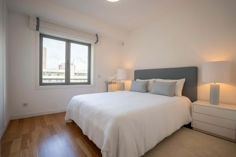 Apartamento T3 para Arrendamento em São Domingos de Benfica Foto 20