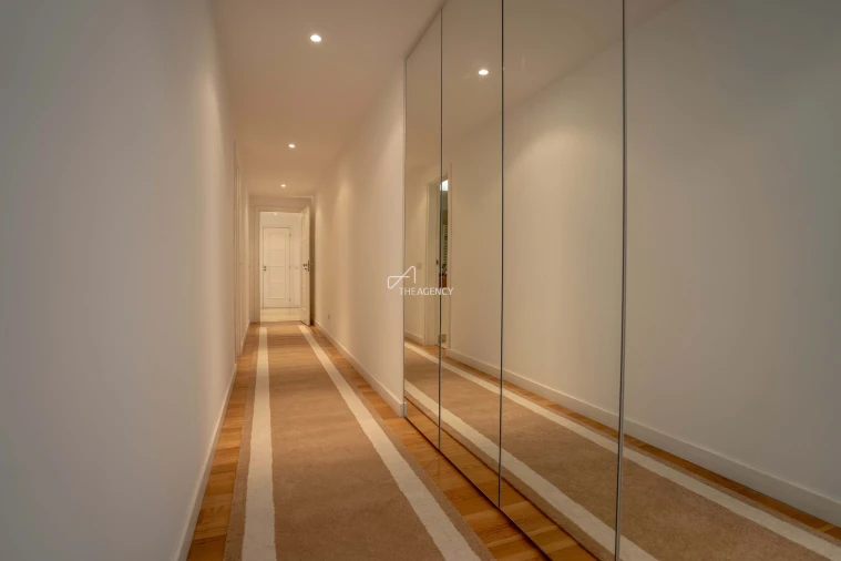 Apartamento T3 para Arrendamento em São Domingos de Benfica Foto 37