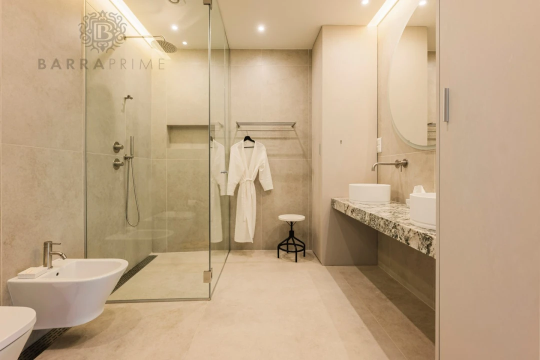 Moradia T4 para Venda em Odiaxere Foto 19