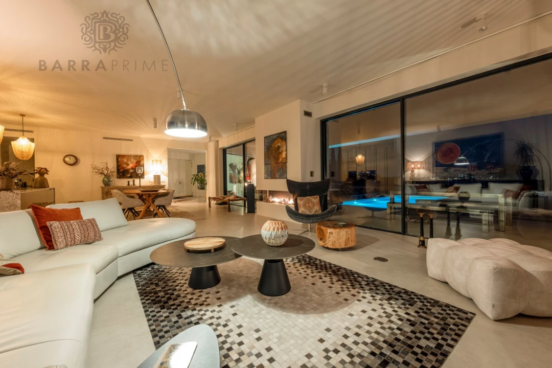 Moradia T4 para Venda em Odiaxere Foto 39