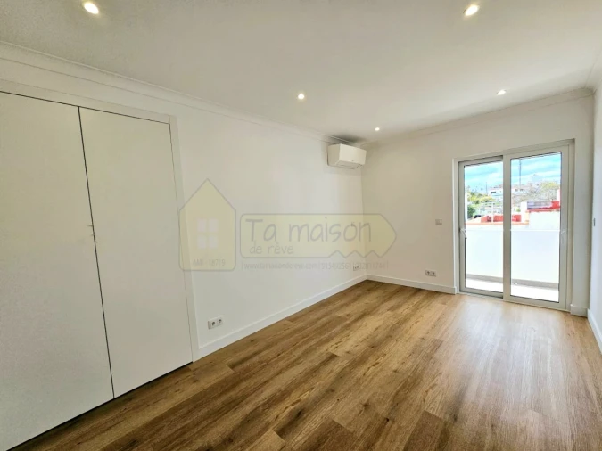 Apartamento T3 para Venda em Moncarapacho e Fuseta Foto 14