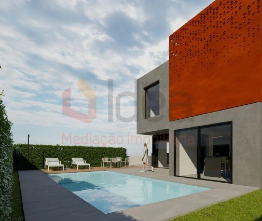 Moradia T4 para Venda em Charneca de Caparica e Sobreda Foto 1