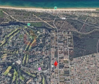 Moradia T4 para Venda em Charneca de Caparica e Sobreda