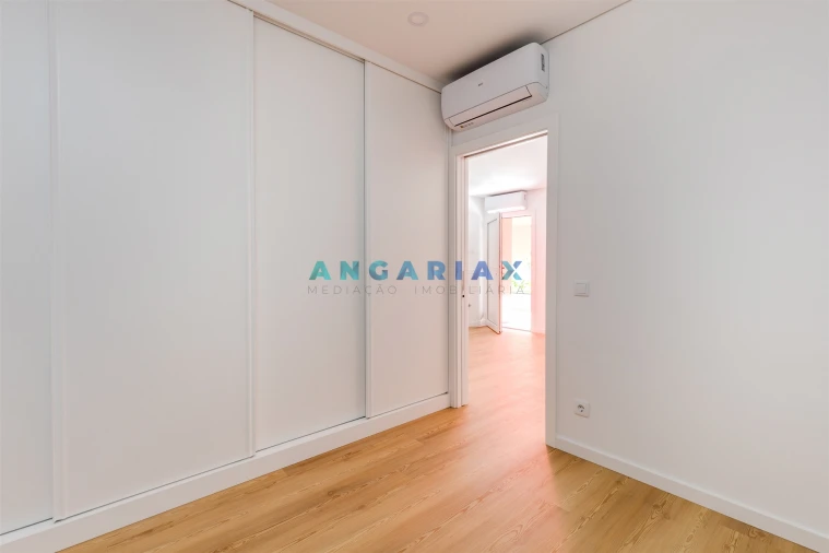 Apartamento T1 para Arrendamento em Leiria, Pousos, Barreira e Cortes Foto 4