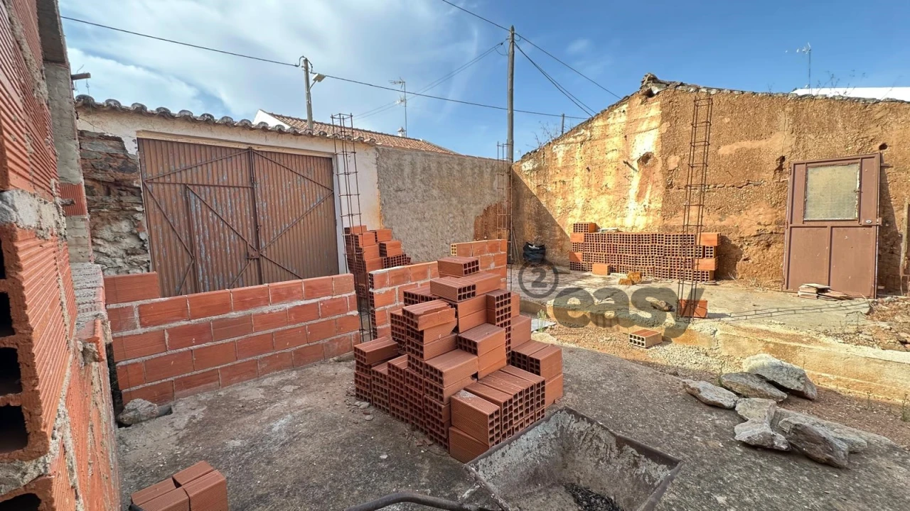 Moradia T2 para Venda em Pedrogão Foto 3