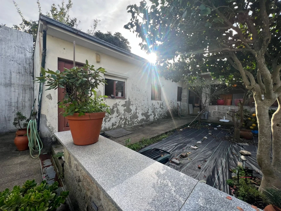 Moradia T3 para Venda em Paranhos Foto 23