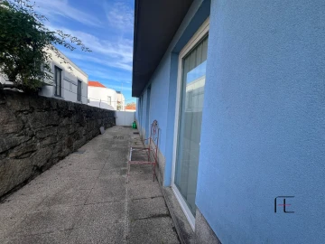 Moradia T3 para Venda em Paranhos