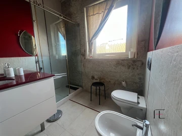 Moradia T3 para Venda em Paranhos