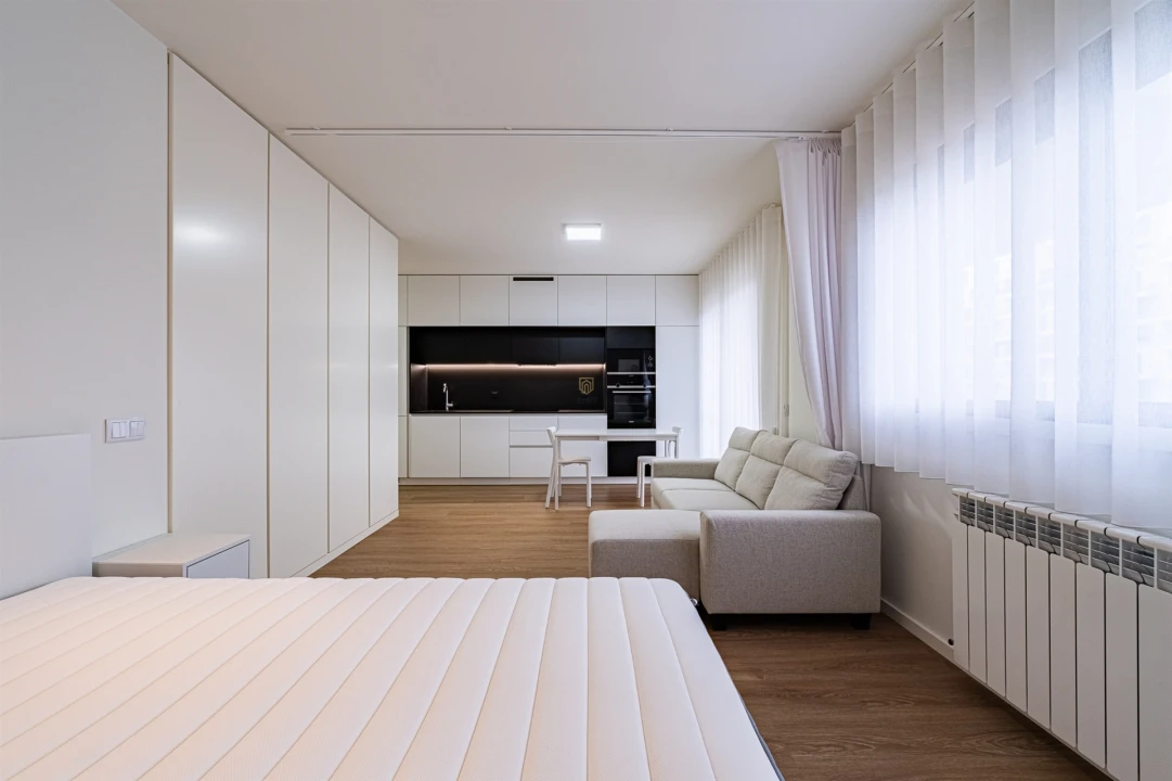 Apartamento T0 para Venda em Campanhã Foto 9