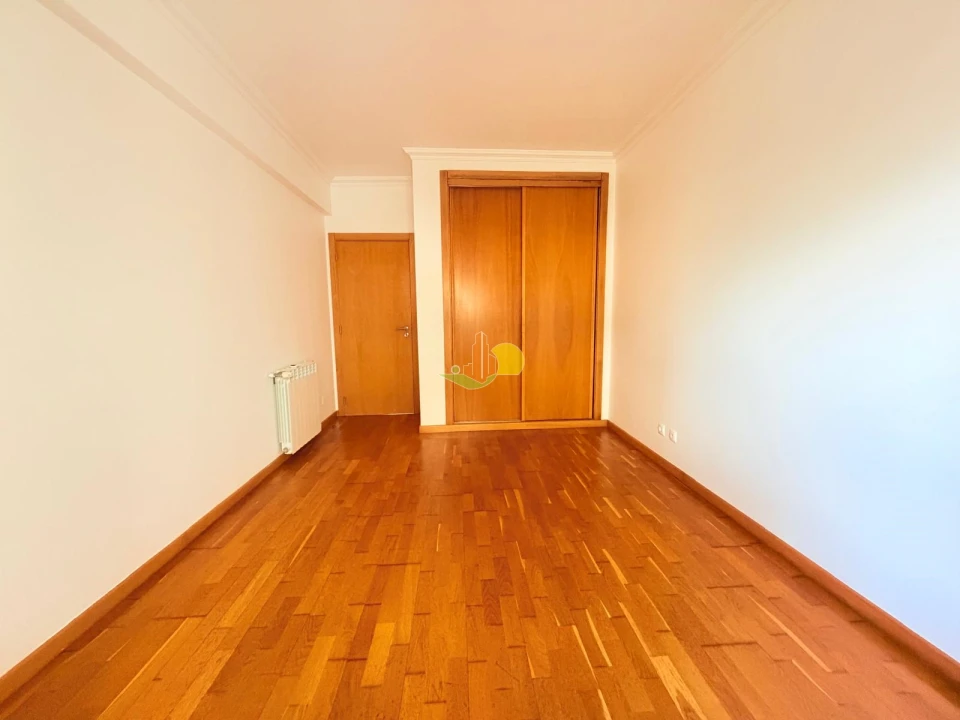 Apartamento T2 para Venda em Buarcos Foto 27