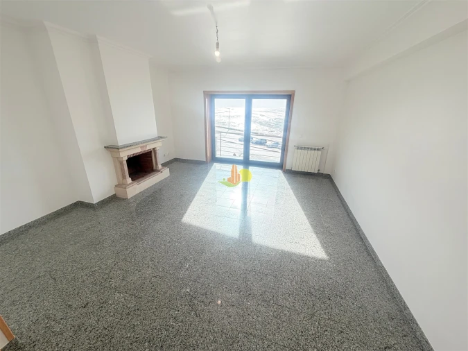 Apartamento T2 para Venda em Buarcos Foto 16