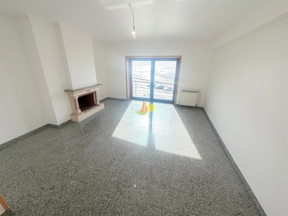 Apartamento T2 para Venda em Buarcos Foto 16