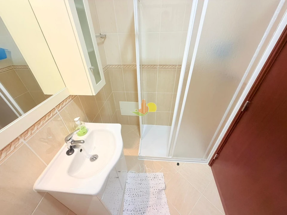 Apartamento T2 para Arrendamento em Buarcos Foto 16