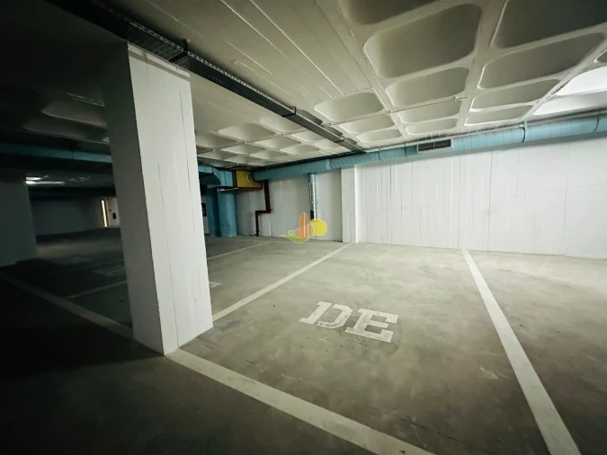 Garagem para Venda em Buarcos Foto 7