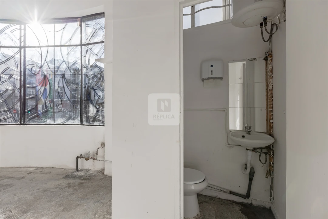 Loja para Arrendamento em Cedofeita, Santo Ildefonso, Sé, Miragaia, São Nicolau e Vitória Foto 11