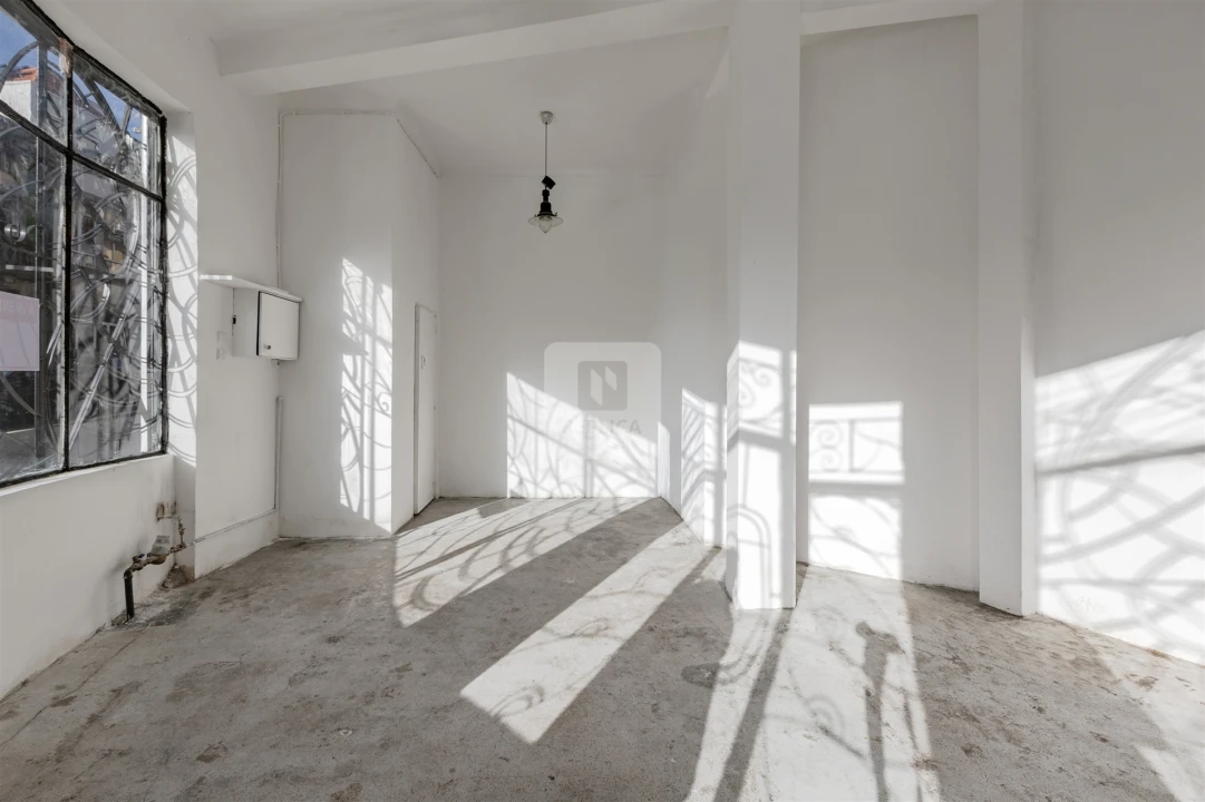 Loja para Arrendamento em Cedofeita, Santo Ildefonso, Sé, Miragaia, São Nicolau e Vitória Foto 10