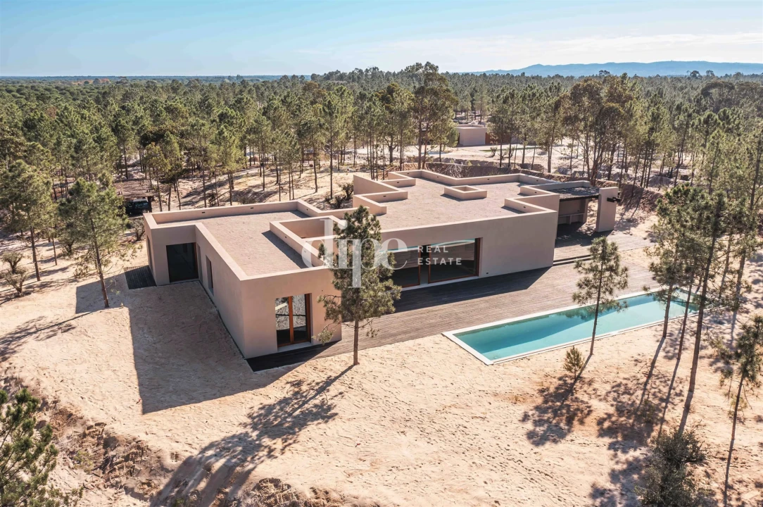 Moradia T4 para Venda em Melides Foto 3