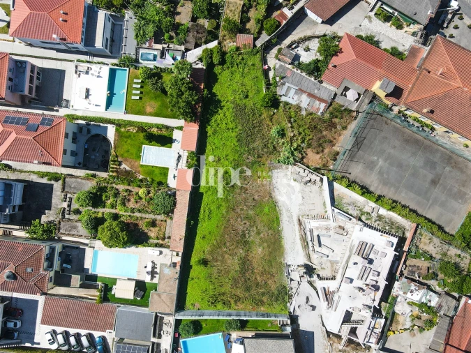 Terreno para Venda em Oliveira, São Paio e São Sebastião Foto 7
